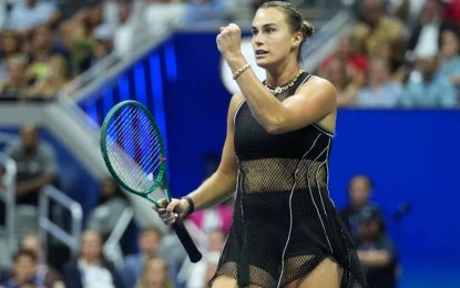 Aryna Sabalenka derrotó en dos sets a Jessica Pegula para avanzar nuevamente a la final del US Open. Foto Ap