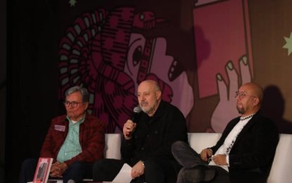Roberto Rico Ramírez Desde la izquierda, el sindicalista Roberto Rico Ramírez, el periodista Luis Hernández Navarro y el politólogo Jaime Ortega, en la presentación del libro en el foro Federico García Lorca de la FIL del Zócalo, donde los asistentes recibieron ejemplares del libro. Foto: Jair Cabrera Torres