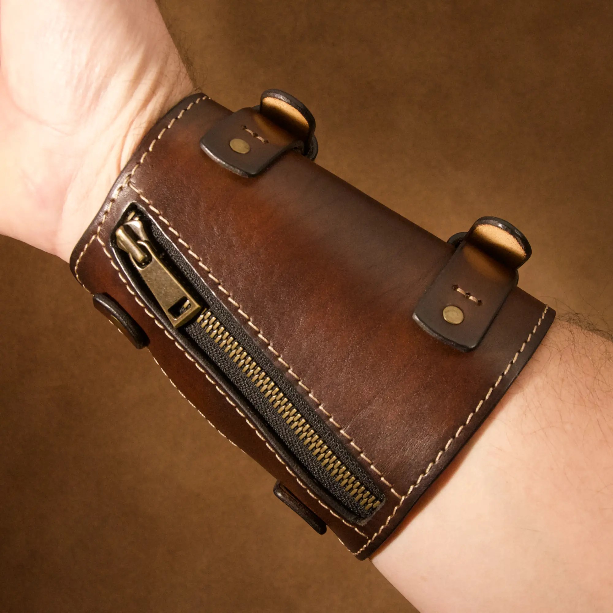 Leather wrist wallet