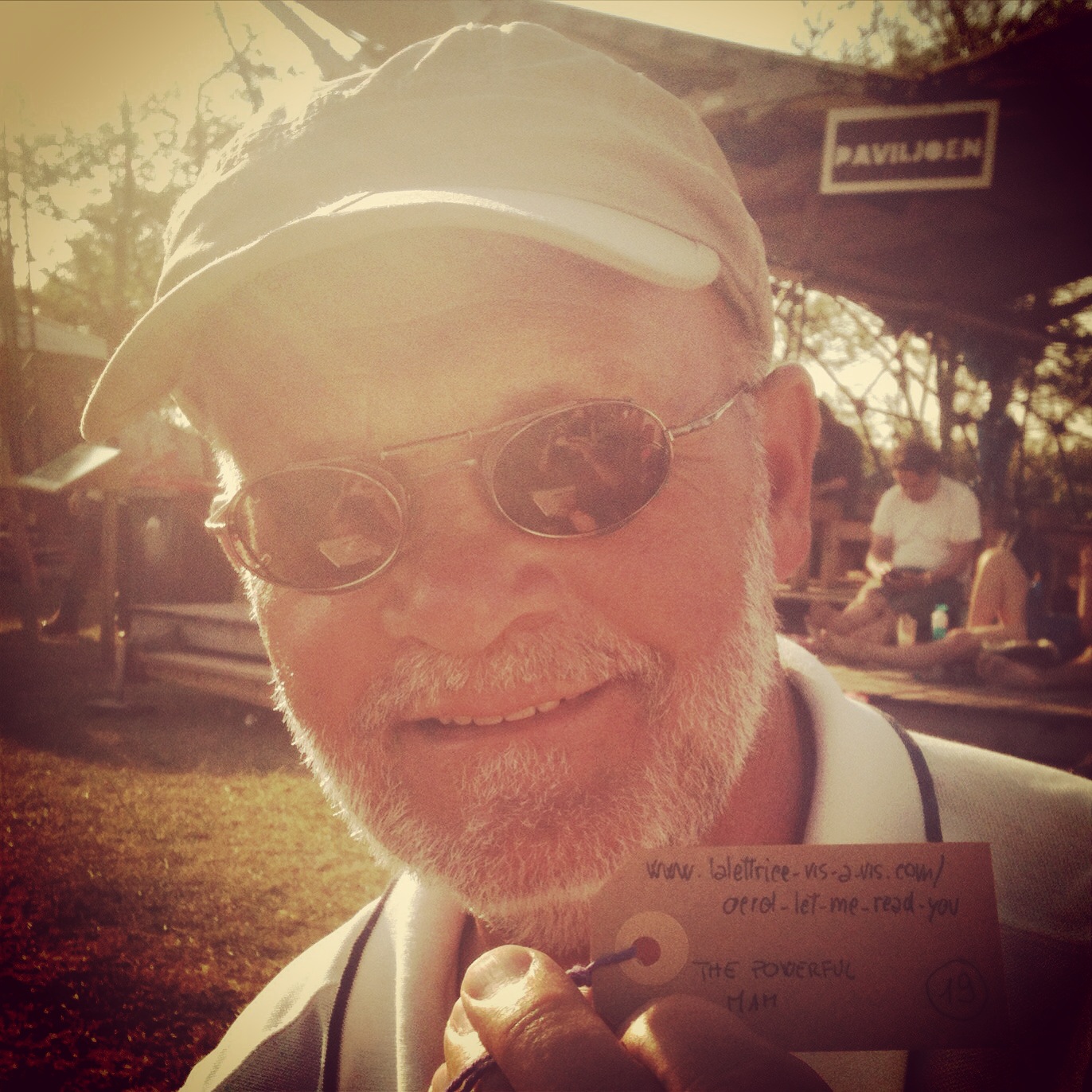 658-19/ Paul: "A patient person who write down everything"