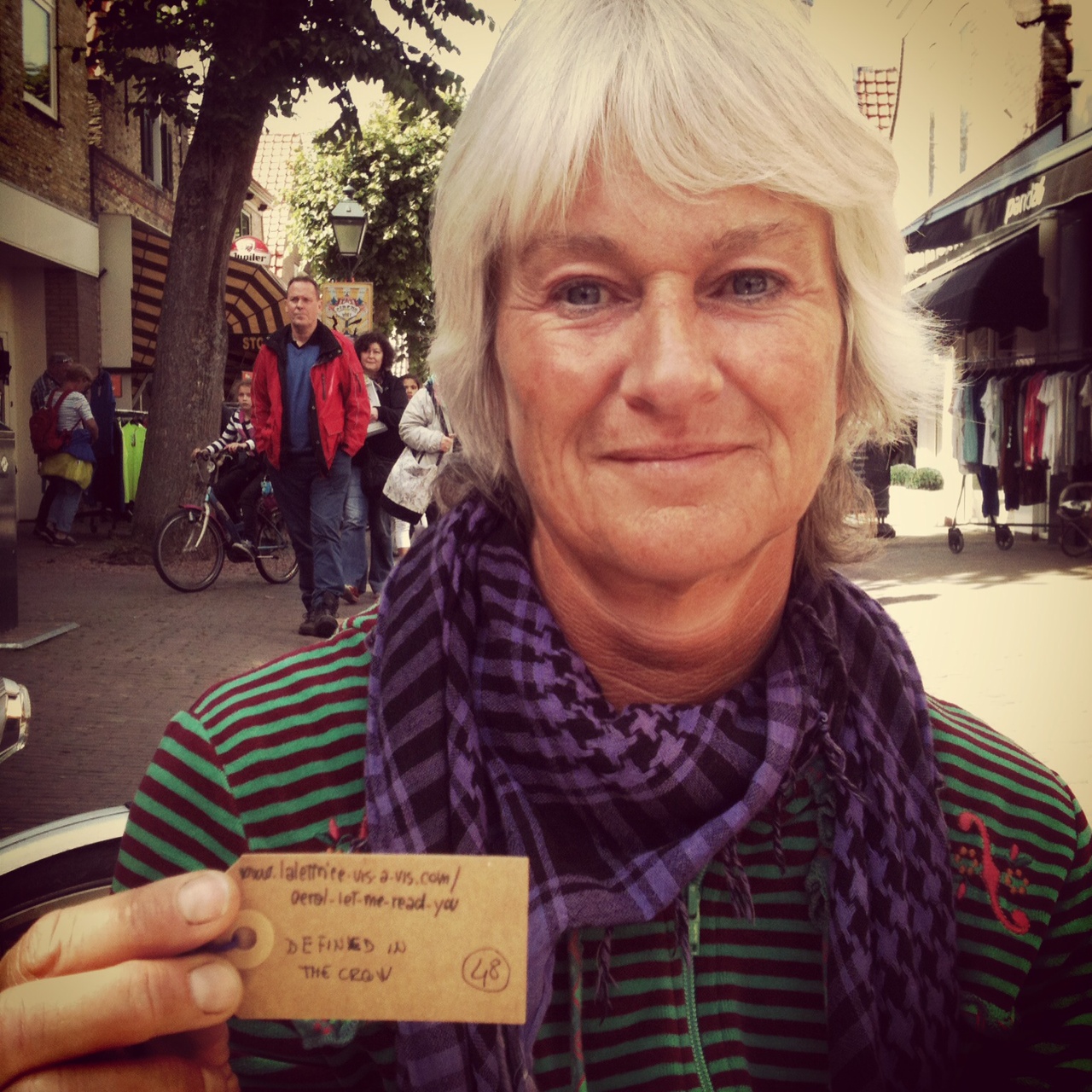 716-48/ Elly: "Only nature, no culture"