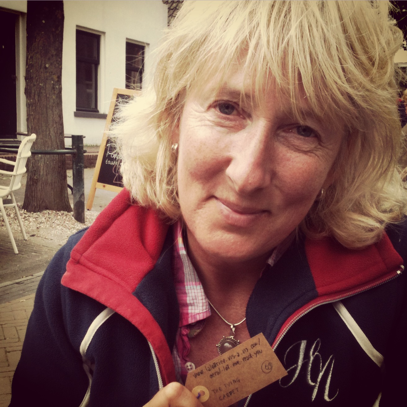 737-69/ Eva: "At least it hasn't been boring"