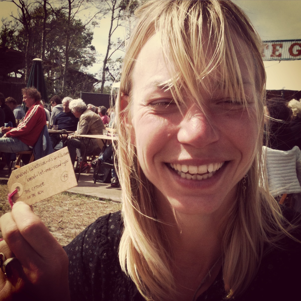 745-77/ Mathu: "The traveller"