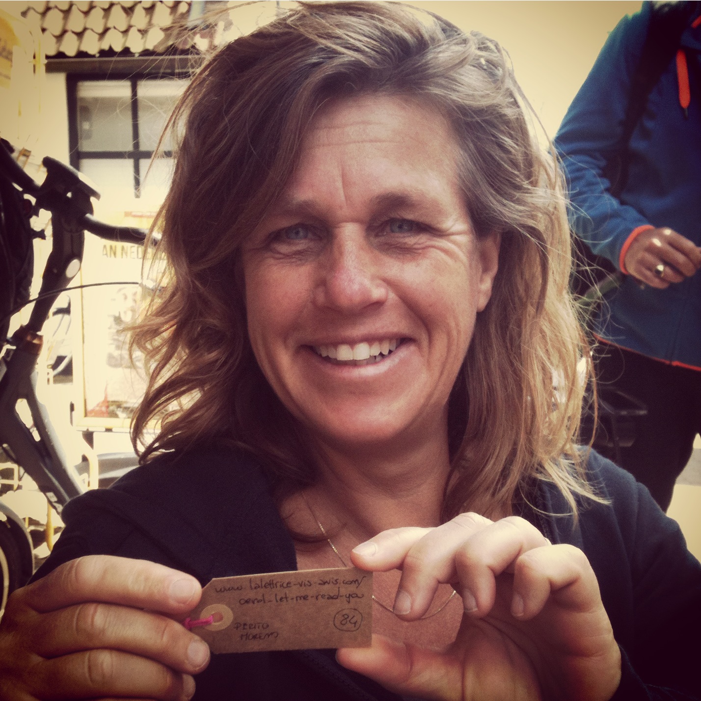 751-84/ Mirjam: "The girl with the blue eyes"