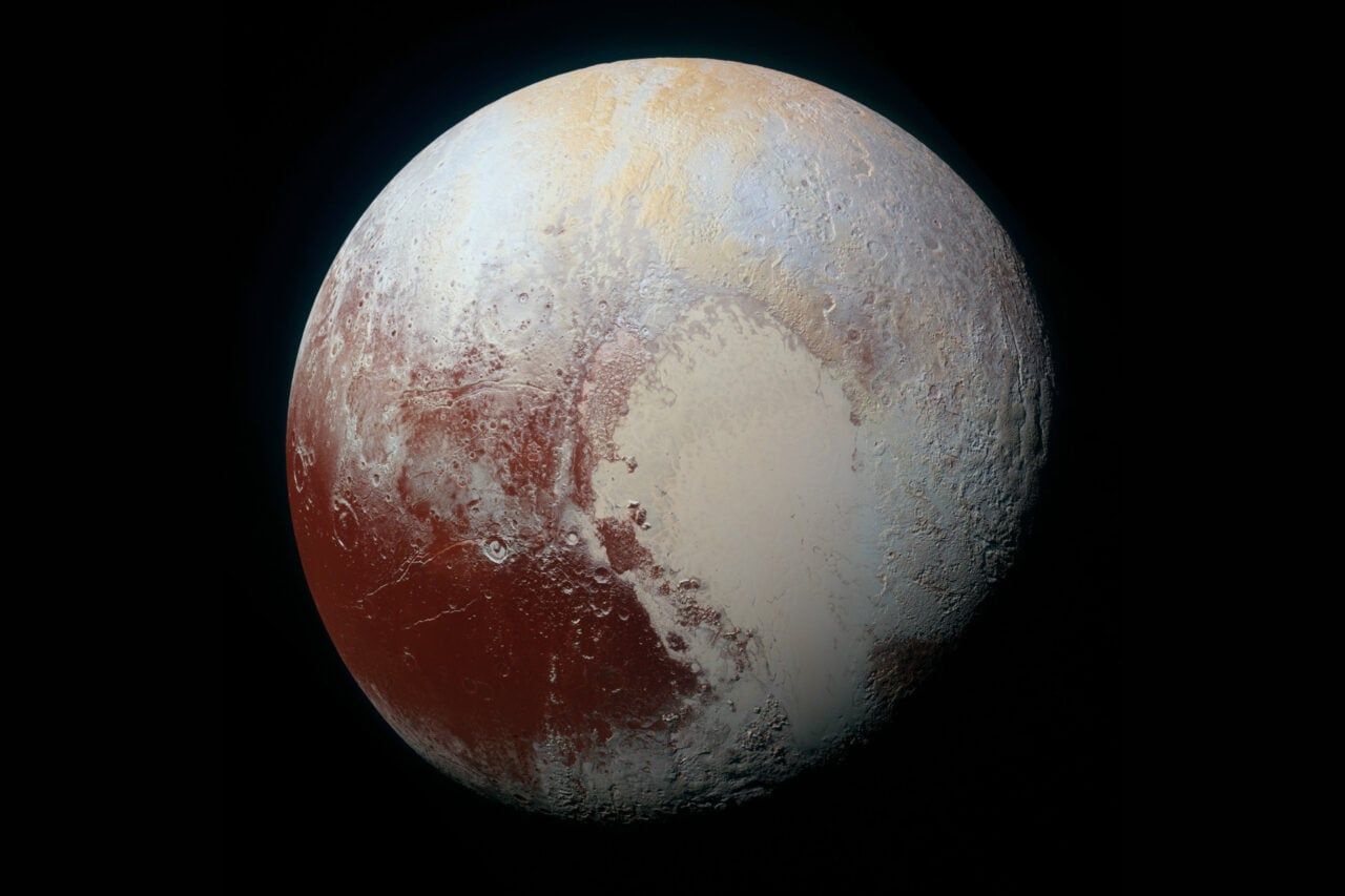 Pluto’s Famous Glacial Heart Has Been Secretly Leaking Liquid Nitrogen , หัวใจน้ำแข็งบนดาวพลูโตกำลังรั่วไหลด้วยไนโตรเจนเหลว