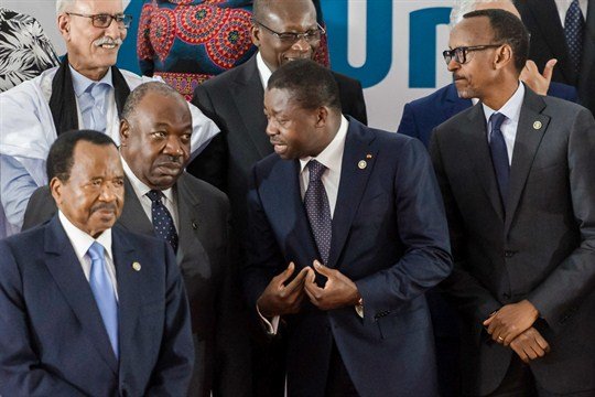 Les longs règnes des présidents africains