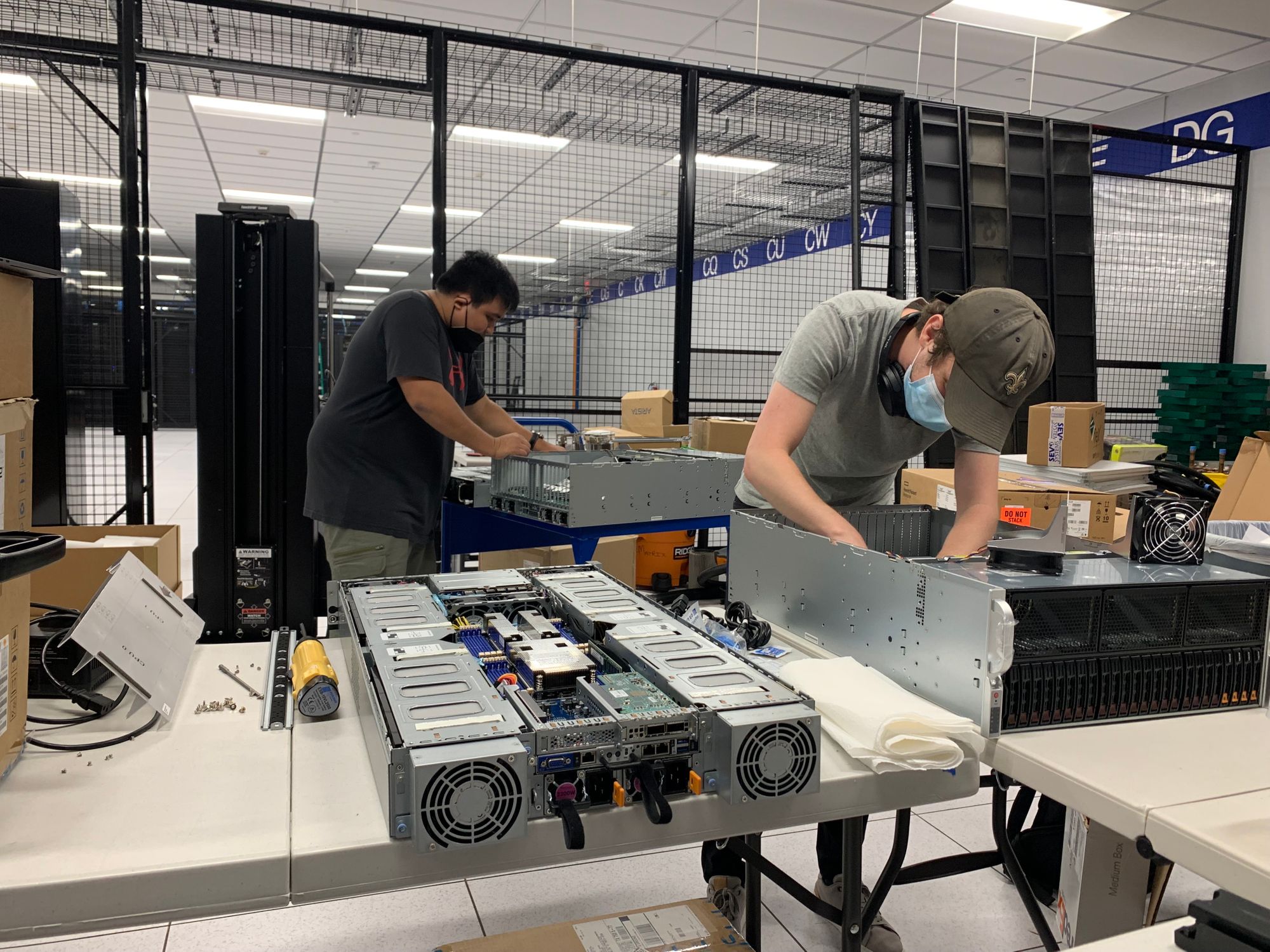 Careers At Lambda - Modern Mobile Mountain Designs | Free Download