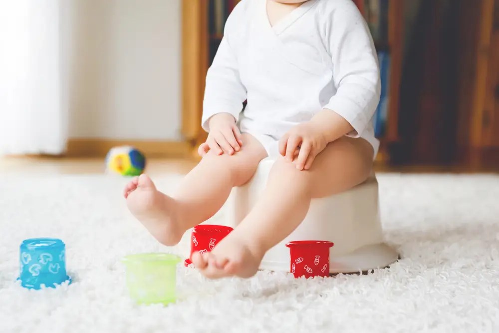 Closeup,Of,Cute,Little,Old,Toddler,Baby,Girl,Child,Sitting