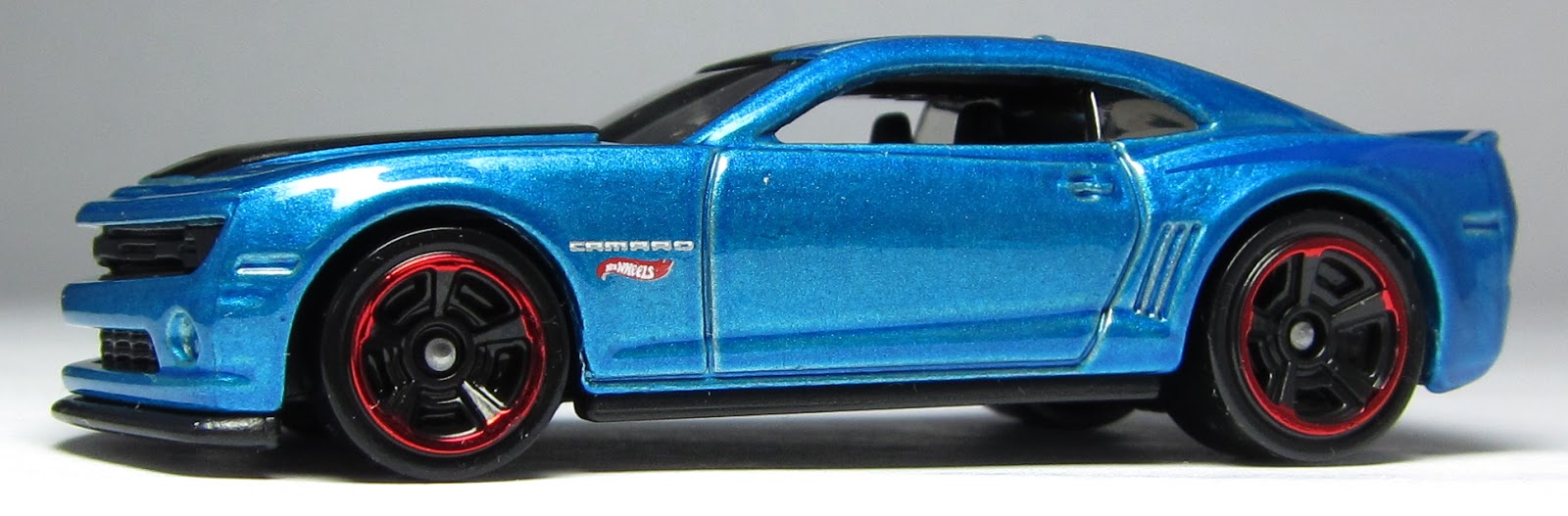 First Look: 2013 Hot Wheels Special Edition Chevy Camaro (and a