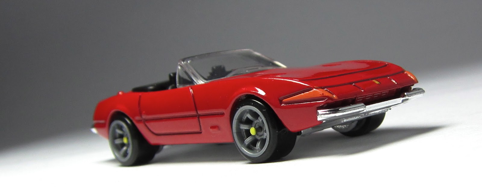 Model of the Day: Hot Wheels 2009 Ferrari Racers Ferrari 365 GTS4