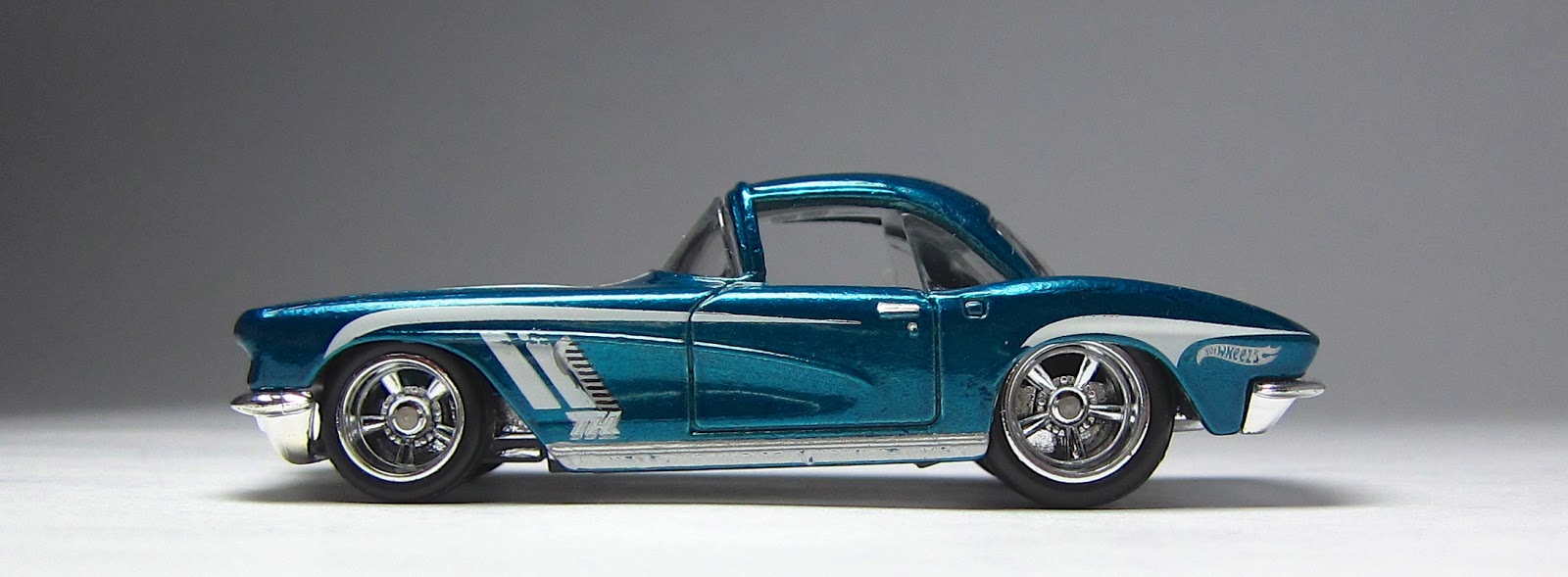 15 Super Treasure Hunts in 15 Days: 08 '62 Corvette… – LamleyGroup