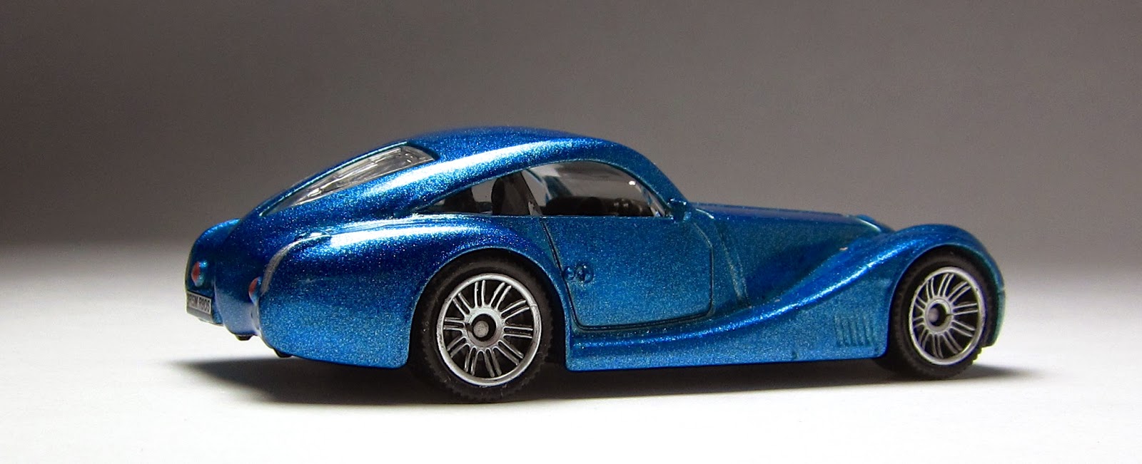 First Look: 2014 Matchbox 9-pack exclusive Morgan Aeromax & '55