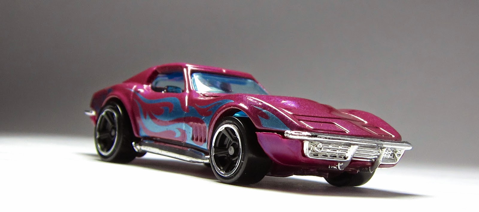 First Look: Hot Wheels '69 Corvette Super Treasure Hunt & Mainline