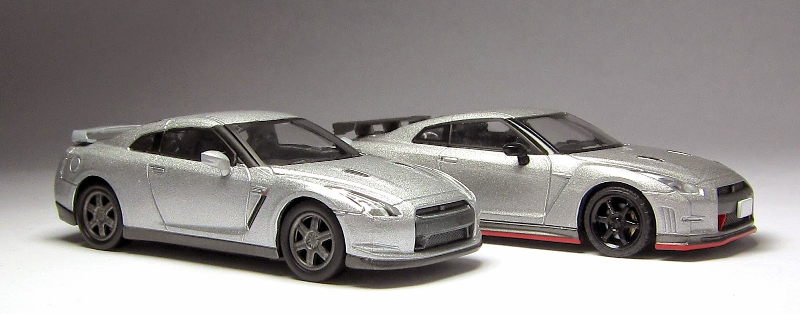 Complete Look: The entire Lamley Nissan R35 GT-R 1:64 collection