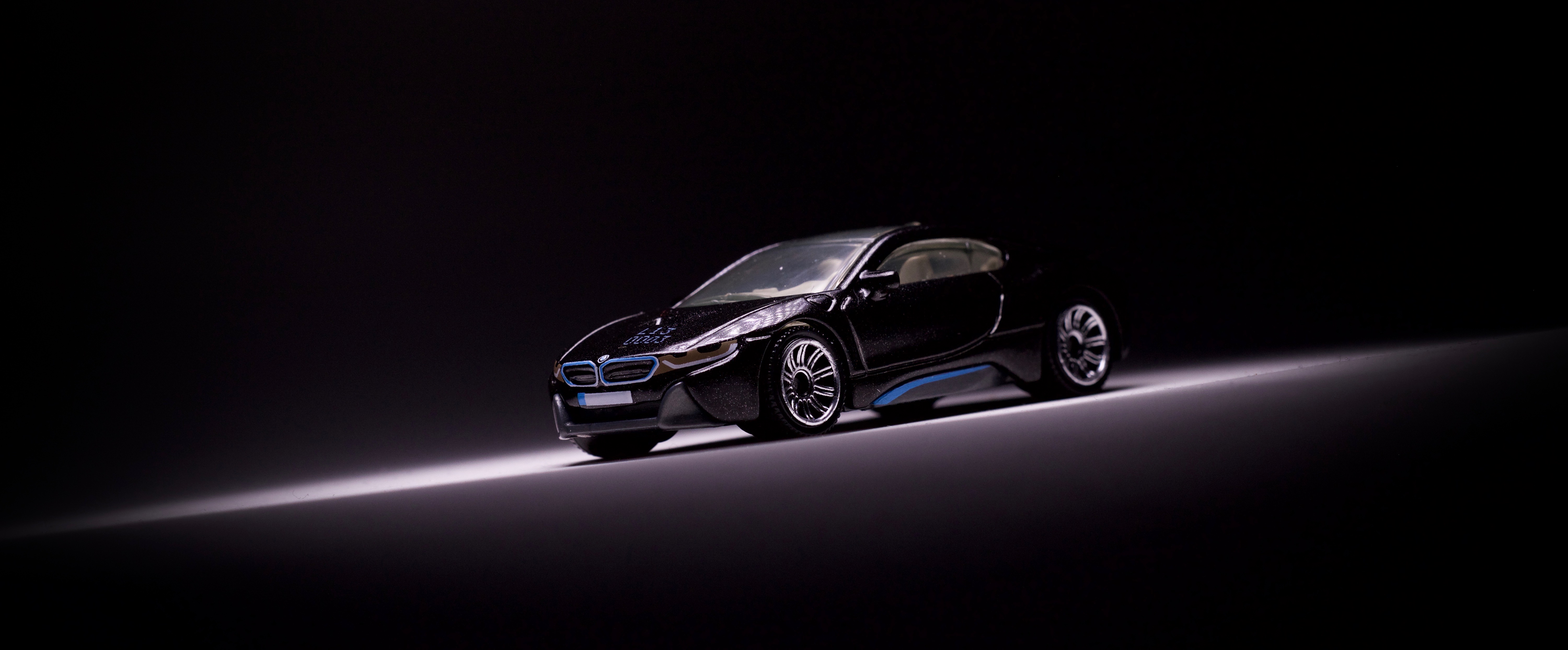 Lamley Daily: 2018 Matchbox BMW i8 – LamleyGroup