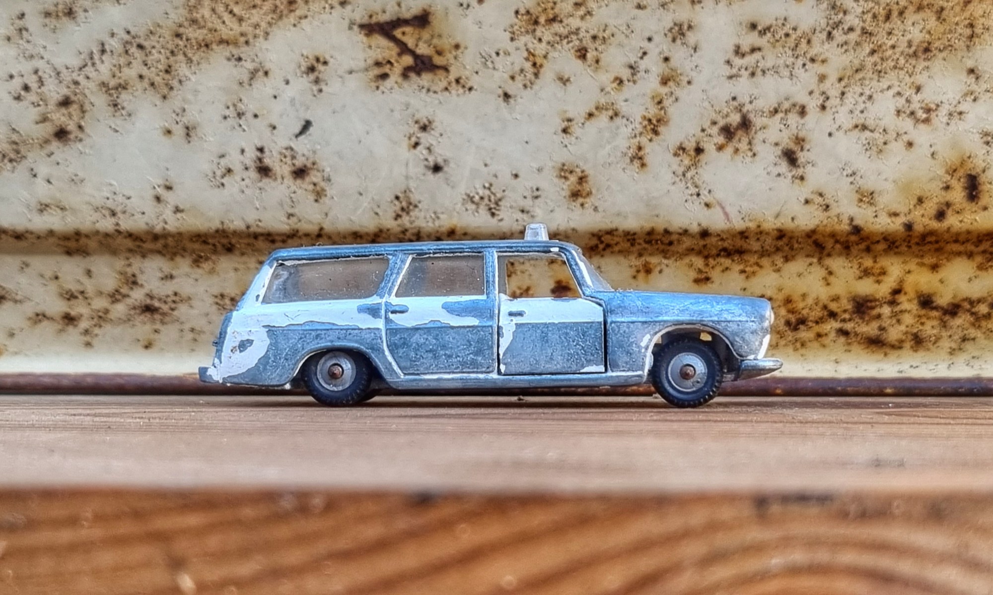 Origins: Majorette Peugeot 404 Break – LamleyGroup