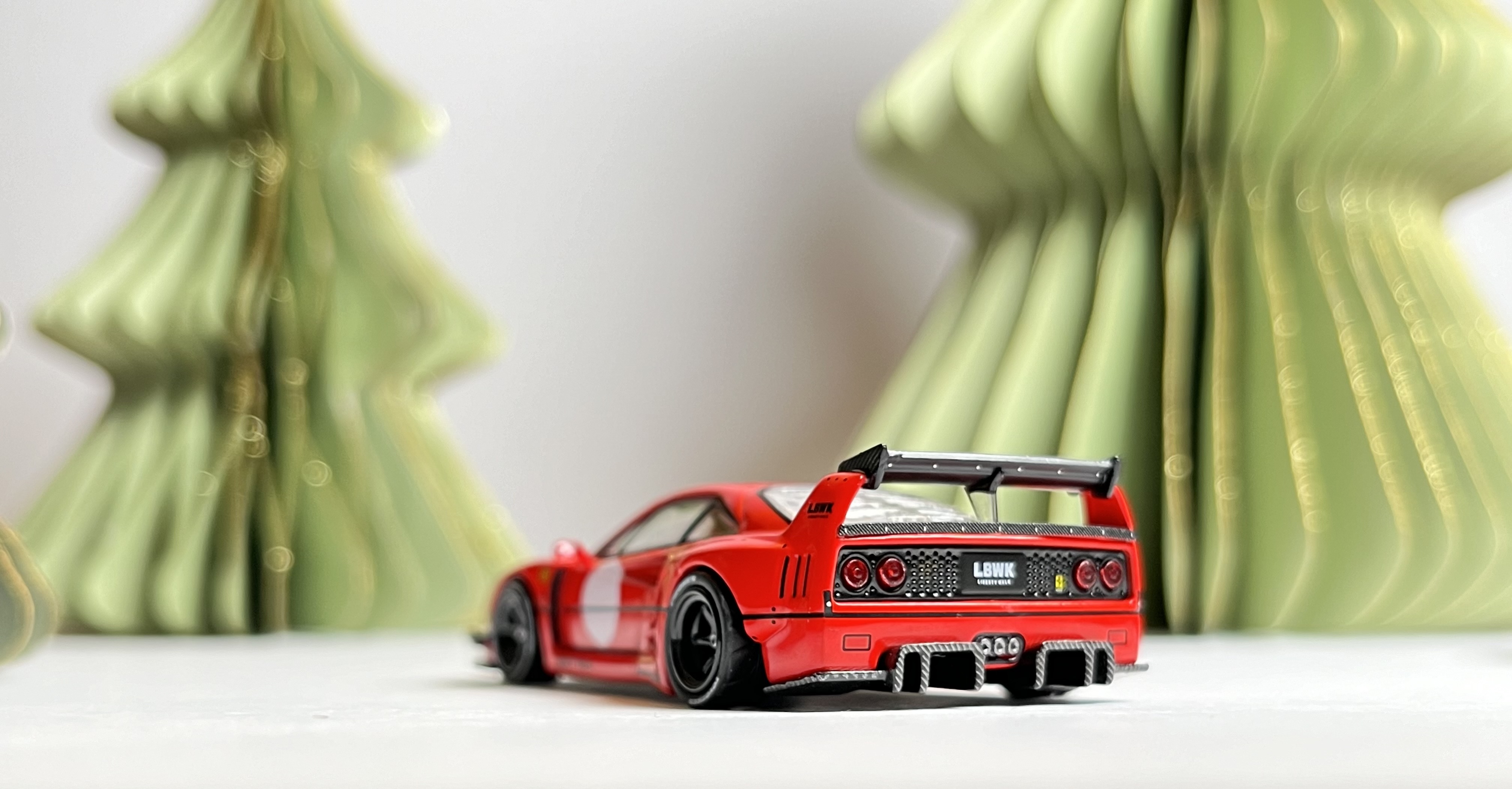 リバティウォーク Ferrari F40 lbwk inno64 INNO64 LIBERTY WALK LBWK FERRARI F40 WHITE TOKYO AUTO SALON