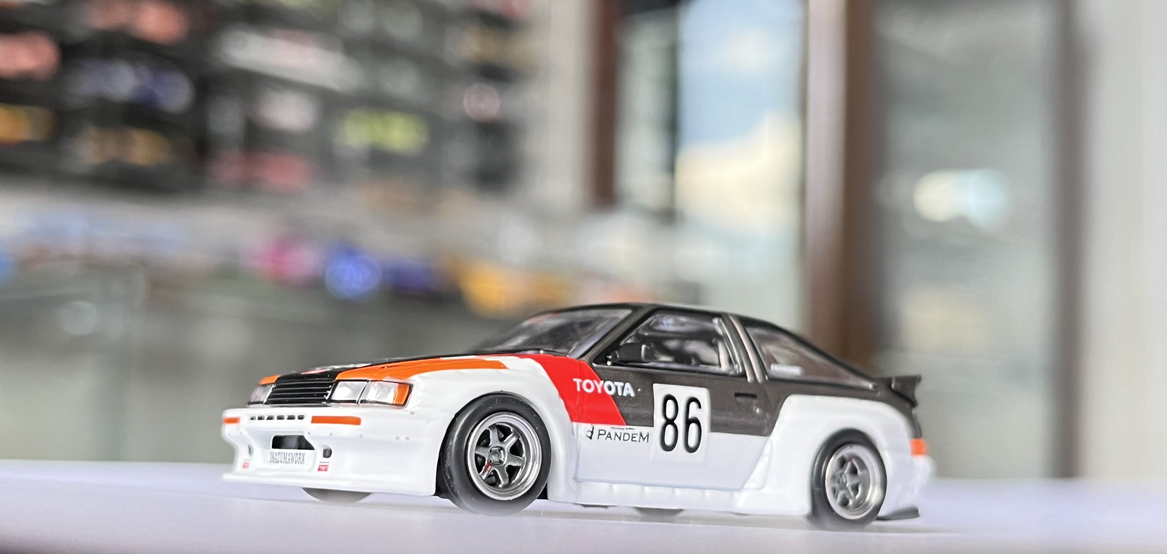 1⁄43 エニフ ENIF トヨタ カロ−ラ レビン N2 仕様 1986