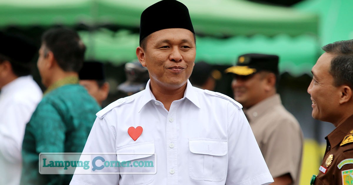 Mantan Bupati Lampung Tengah, Mustafa. Foto: Istimewa