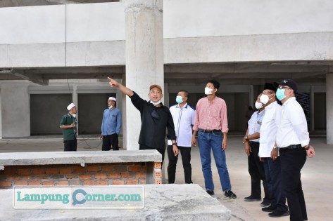 Bupati Tubaba Umar Ahmad saat menerima kunjungan rombongan PWNU Lampung, Selasa (3/8/2021). FOTO: Istimewa