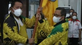 Gubernur Arinal Djunaidi melepas kontingen Lampung untuk PON XX Papua di Mahan Agung, Jumat (10/9/2021). Foto: Istimewa