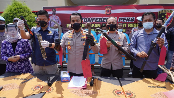 Kapolres Cianjur AKBP Doni Hermawan saat konferensi pers, Rabu (29/9/2021). Foto: Istimewa