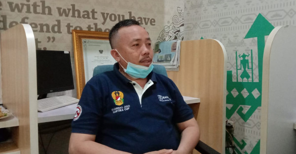 Kepala SMAN 1 Tumijajar Mohd Najamuddin MPd di kantor Rilisid Lampung, Senin (20/9/2021). Foto: Kalbi Rikardo