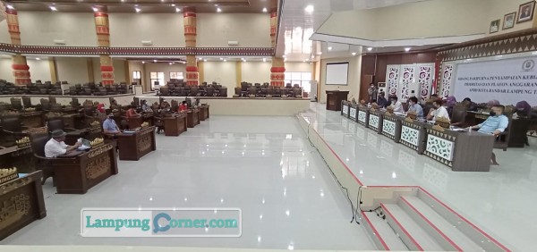 Hearing Komisi I DPRD Bandarlampung. Foto: Istimewa