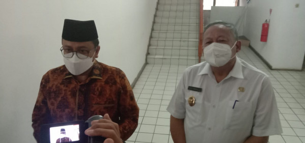 Wakil Wali Kota Jambi Maulana bersama Wakil Wali Kota Bandarlampung Deddy Amarullah. Foto: Sulaiman