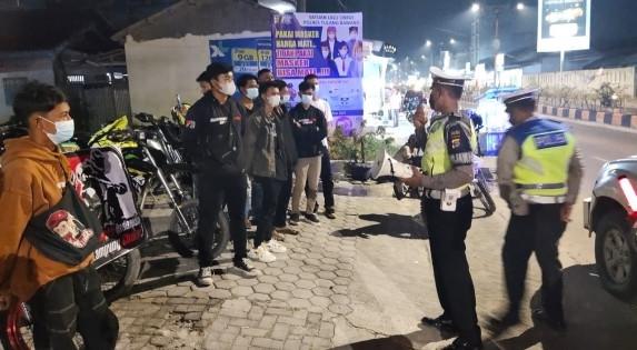 Patroli tengah malam Satlantas. Foto: Humas Polres Tulangbawang