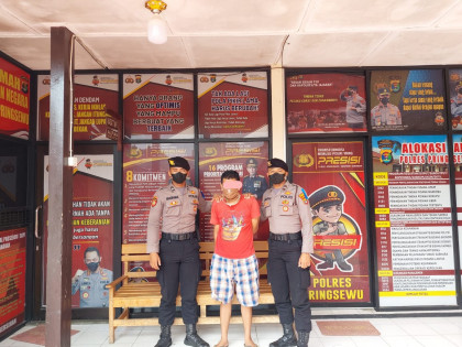 Spesialis penipuan dengan modus mengobati yang diamankan polisi. Foto: Humas Polres