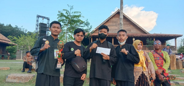 Murid Perguruan Garuda Putih Melayu Lampung. Foto: istimewa