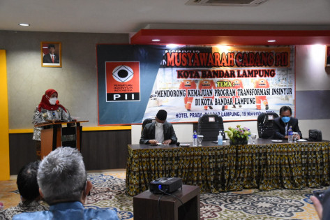 Wali Kota Bandarlampung Eva Dwiana dalam Muscab PII, Jumat (14/11/2021). Foto: Istimewa