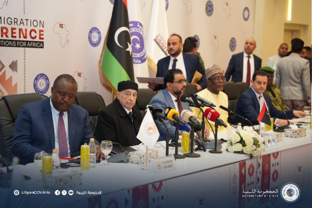  المؤتمر الأفريقي حول الهجرة بمدينة بنغازي يطالب بعقد قمة أفريقية عاجلة بخصوص المهاجرين .