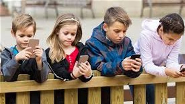 استراليا تقرر حظر واستعمال وسائل التواصل الاجتماعي للأطفال 