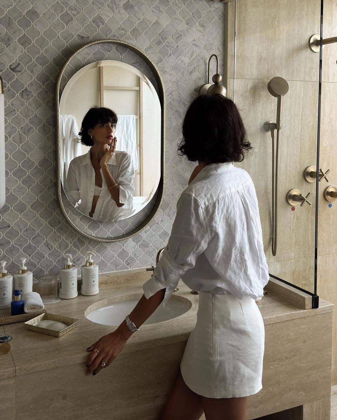 Marble Waterjet Mosaic TIles in Bathroom