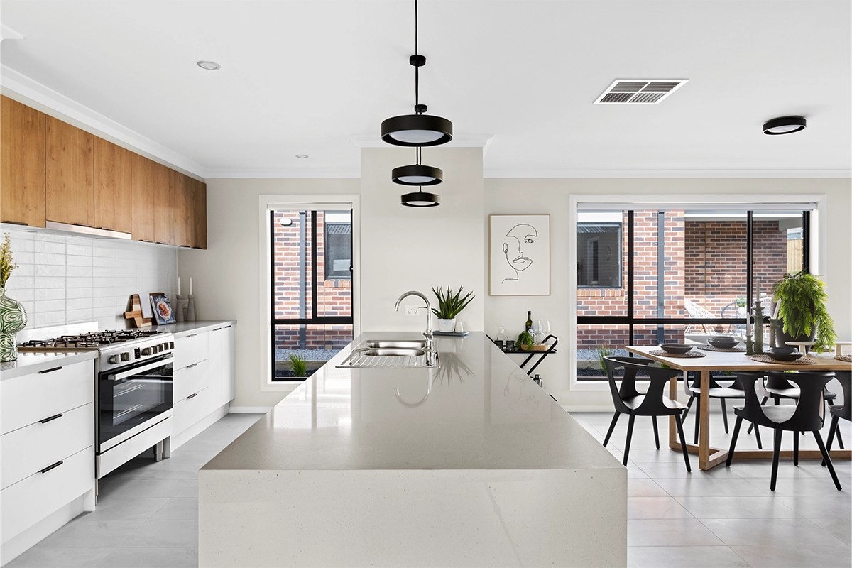 Demystifying building illusions