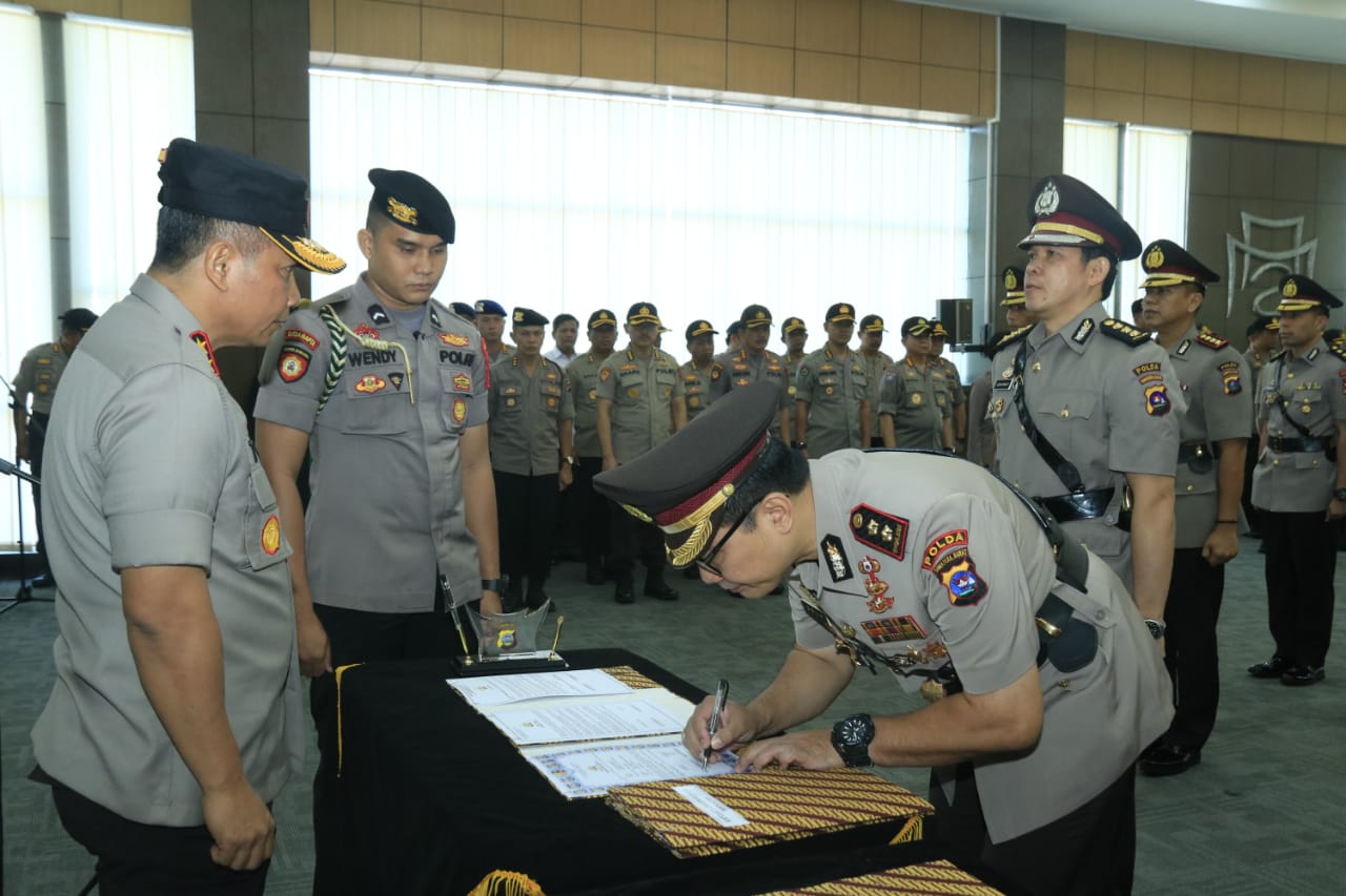 AKBP Arly Resmi Jabat Dirreskrimsus Polda Sumbar