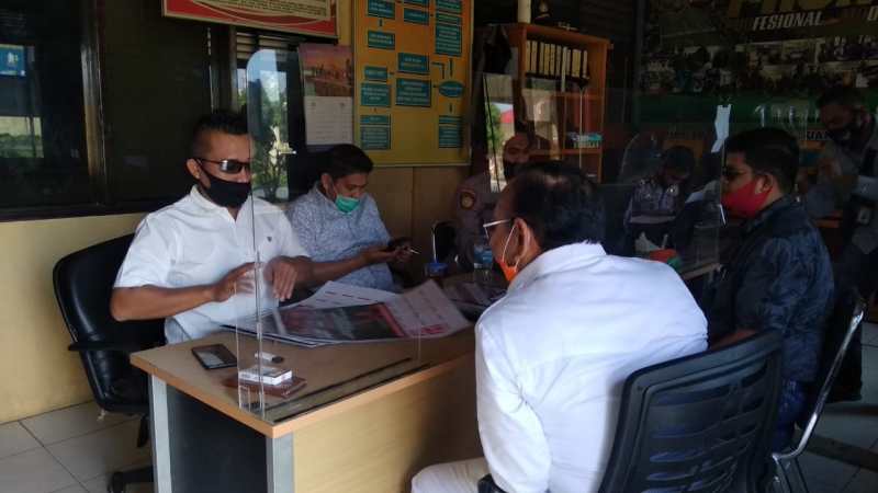 Ada Fotonya di Kalender Cabup, Mantan Bupati Pasbar Baharuddin Lapor Polisi
