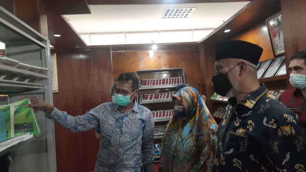 Berisi 80 judul buku, dinas perpustakaan sumbar luncurkan irwan