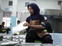 Program Makan Bergizi Gratis (MBG) tidak hanya bermanfaat bagi anak-anak Indonesia guna mendapatkan gizi yang layak. Namun program MBG