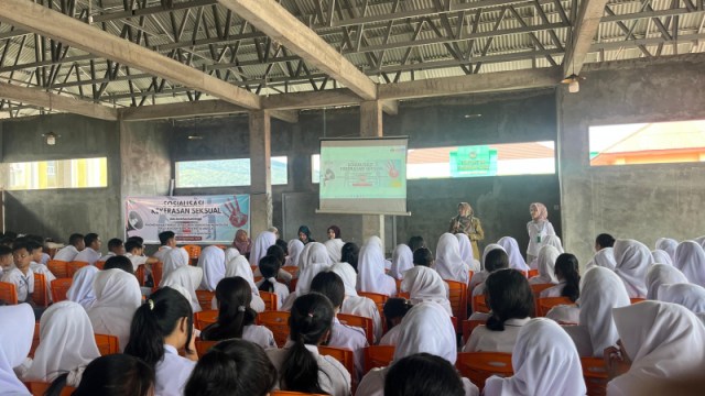 Ahli Forensik UNAND dan UNP Edukasi Siswa SMA Xaverius Bukittinggi Soal Pencegahan Kekerasan Seksual