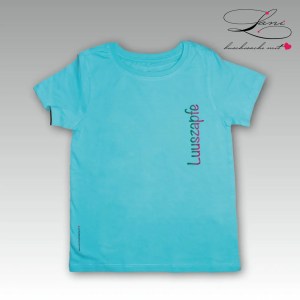 beplottet T-Shirt von Lani buschisache Hellikon Fricktal Babygeschenke Geburtsgeschenke