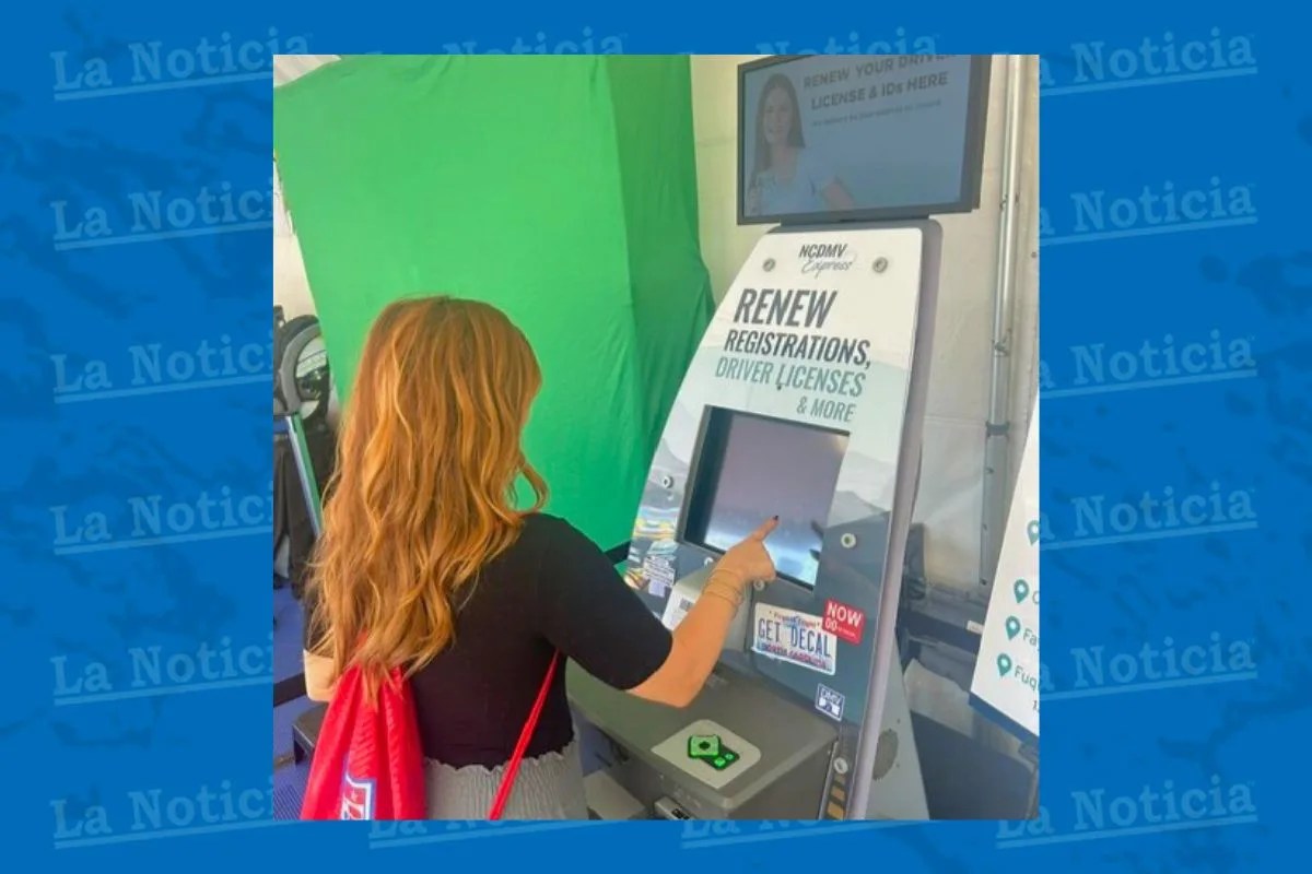 Instalan más kioscos del DMV de autoservicio en Charlotte