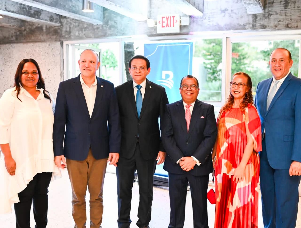 Se realiza en Santiago con éxito Gala Premier del documental sobre Ercilia Pepín