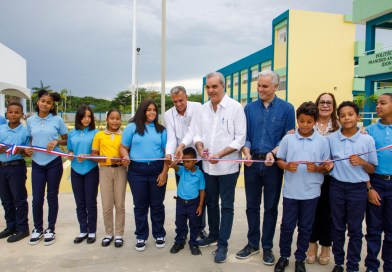 Presidente Abinader inaugura Politécnico en Artes Francisco Antonio Lora Cabrera, en Navarrete, Santiago
