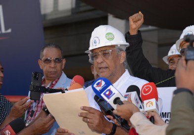 Cuestionan inacción del Defensor del Pueblo ante dificultades impiden pago a contratistas