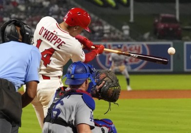 Ohtani lanza hasta la 5ª y conecta triple, pero O’Hoppe da a Angelinos triunfo de 6-5 ante Dodgers