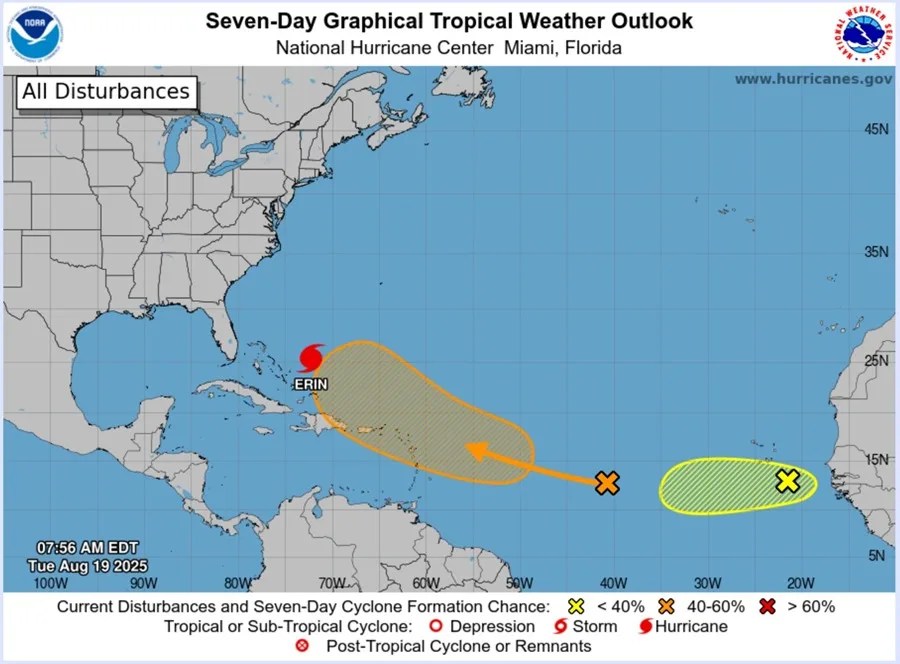 El huracán Erin se debilita a categoría 2 pero amenaza la costa este de EE.UU. y Canadá