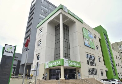 Farmacard defiende legalidad de sus contratos con SENASA y destaca millonarios ahorros para el Estado